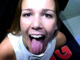 German chick gives cumswallowing